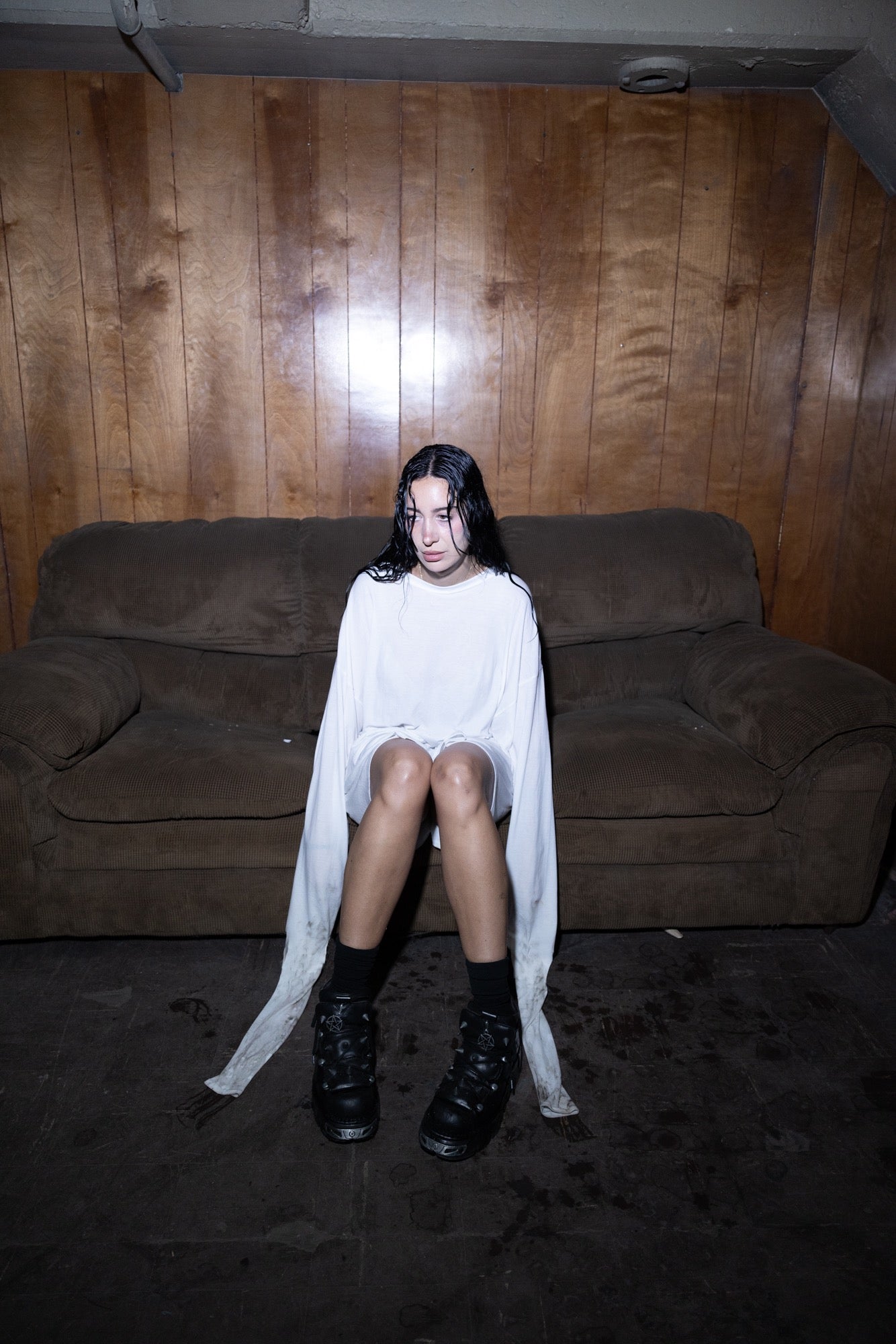 JULIA WOLF ANNOUNCES 'PRESSURE' WORLD TOUR